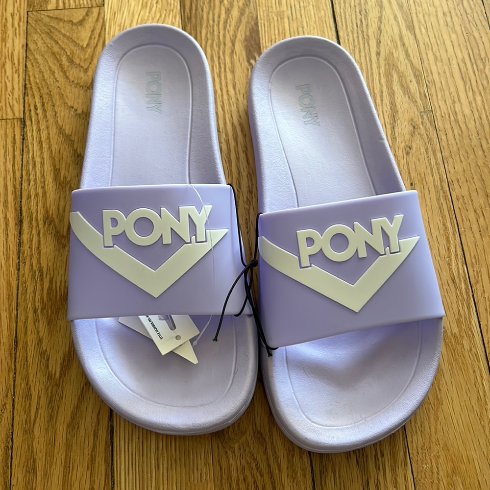 PONY SLIDES - Picture 1 of 2